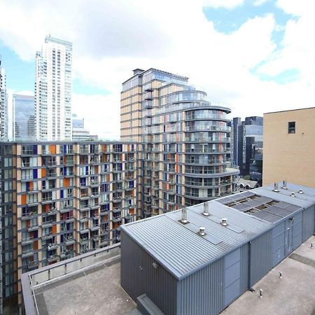 Lovely 2 Bedroom Apartment With Amazing Views In E14 London Bagian luar foto